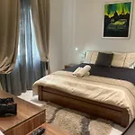 Side Seaview 3bedrooms Steps From Promenade And Ferry Sliema