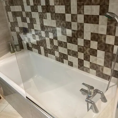 Side Seaview 3bedrooms Steps From Promenade And Ferry アパート *