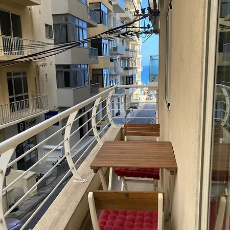 Side Seaview 3bedrooms Steps From Promenade And Ferry Sliema