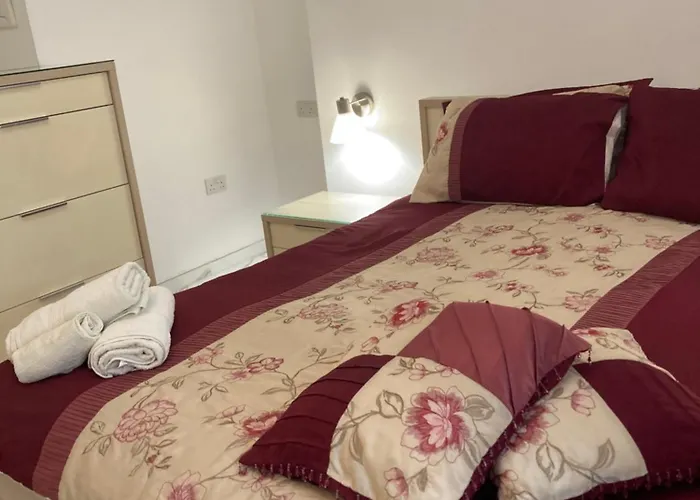 Side Seaview 3bedrooms Steps From Promenade And Ferry * Sliema