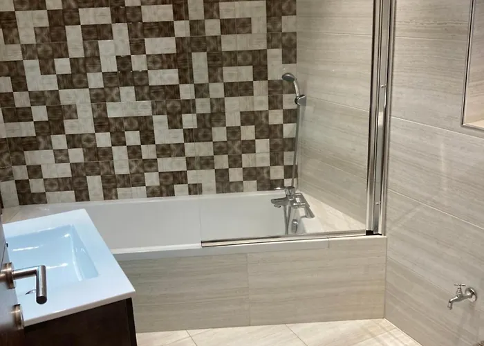 Side Seaview 3bedrooms Steps From Promenade And Ferry * Sliema